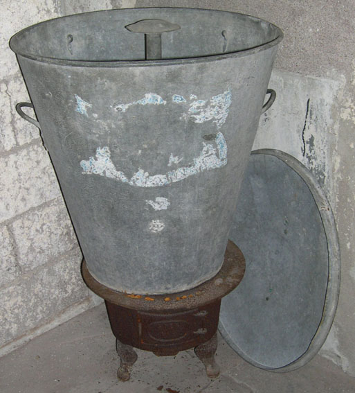 Lessiveuse ancienne Lessiveuse ancienne