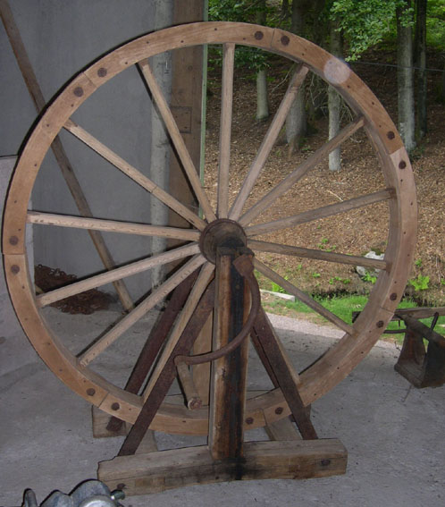 Roue d'entrainement d'un tour à bois Roue d'entrainement d'un tour à bois