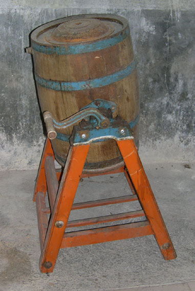 Baratte à beurre rotative - années 1950